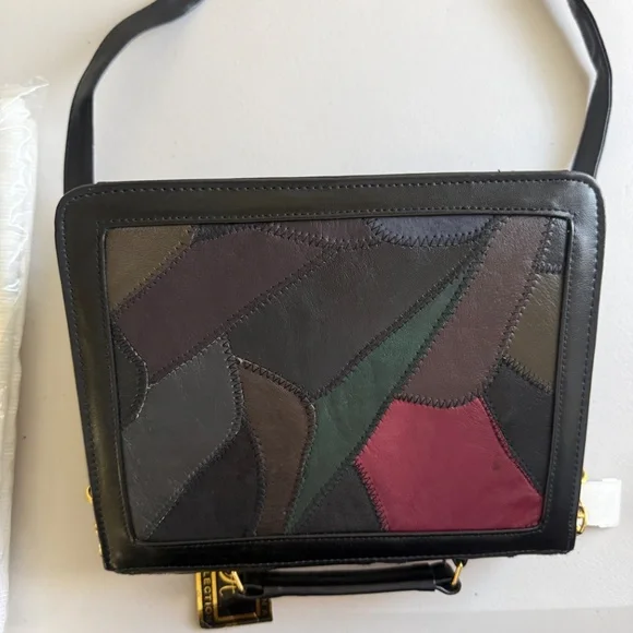 Angelina Collection Classic Black Quilted Chain Shoulder Bag - Picture 2 of 8